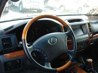 2005 Lexus GX470 Pictures