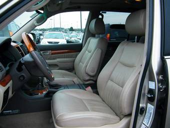 2005 Lexus GX470 Pics