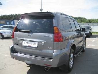 2005 Lexus GX470 Pictures