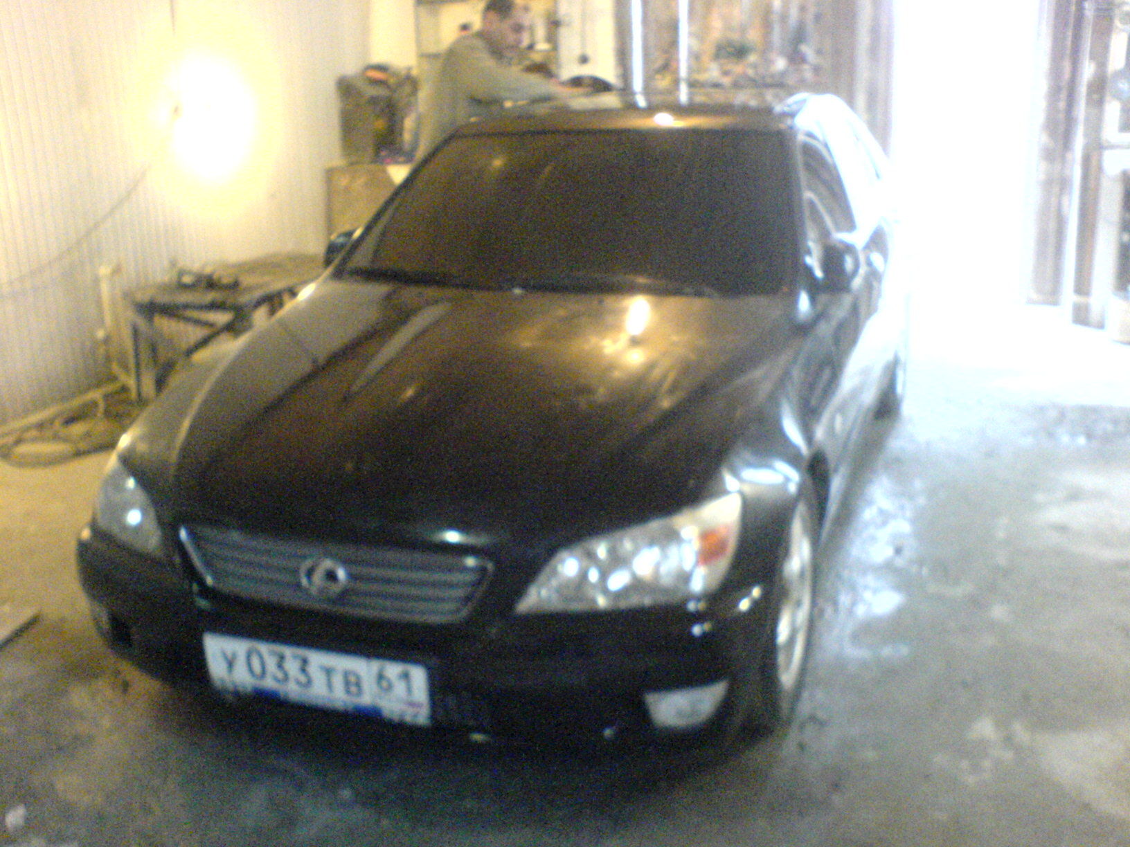 1999 Lexus IS200