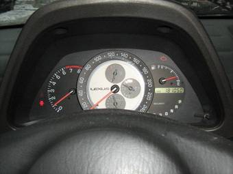 1999 Lexus IS200 Pictures