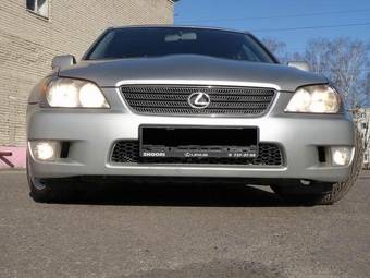 1999 Lexus IS200 Photos