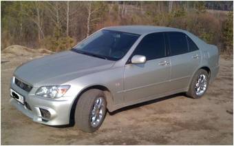 1999 Lexus IS200 Pictures