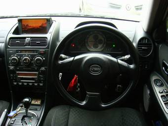 2002 Lexus IS200 Pictures