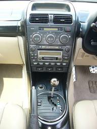 2003 Lexus IS200 Pictures