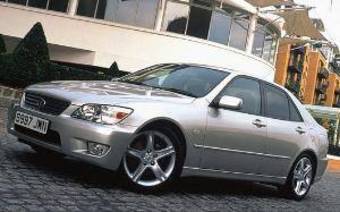 2003 Lexus IS200 Pictures