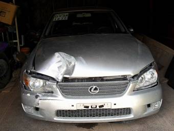 1999 Lexus IS250 Pictures