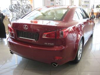 2011 Lexus IS250 Photos