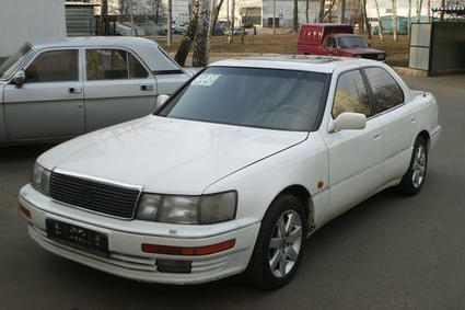 1994 Lexus LS400