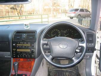 1997 Lexus LS400 Pictures