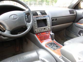 1998 Lexus LS400 Photos