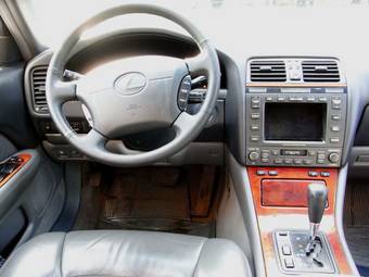 1998 Lexus LS400 Photos