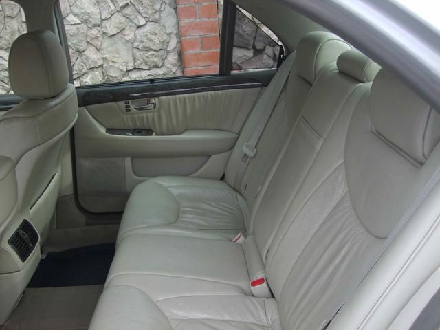 2001 Lexus LS430