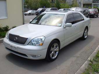 2001 Lexus LS430 Photos