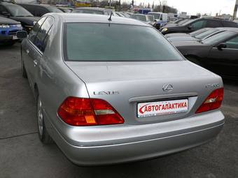 2001 Lexus LS430 Pictures