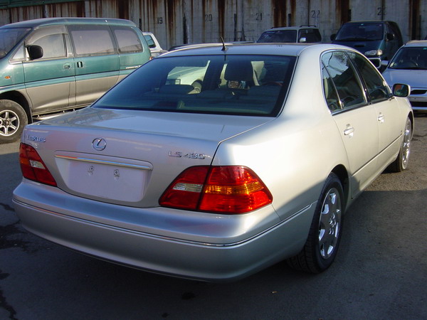 2002 Lexus LS430 Pictures