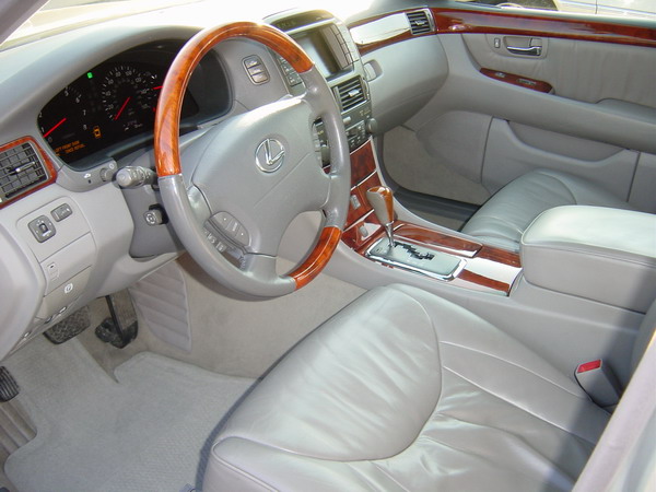 2002 Lexus LS430 Photos