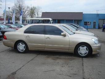 2002 Lexus LS430 Pics