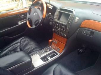 2002 Lexus LS430 Pictures