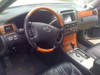 2002 Lexus LS430 Pictures