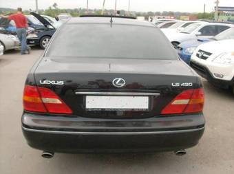 2002 Lexus LS430 Photos