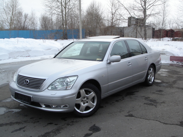 2003 Lexus LS430 Photos