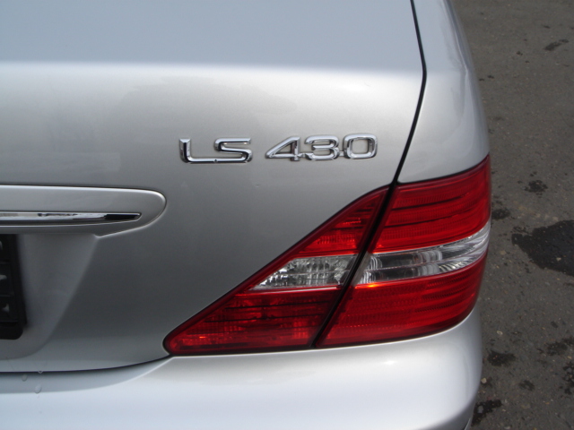 2003 Lexus LS430 Wallpapers