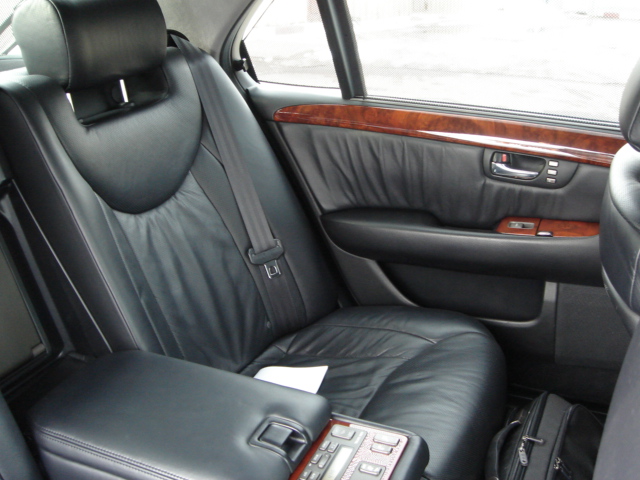 2003 Lexus LS430 Images