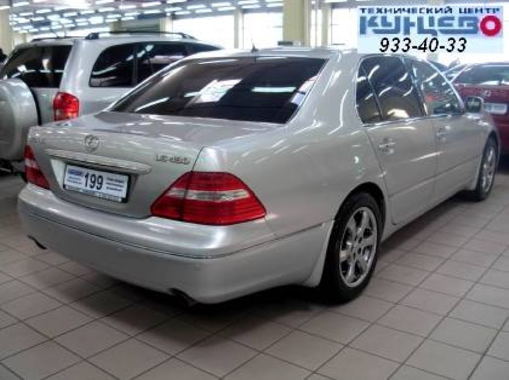 2004 Lexus LS430