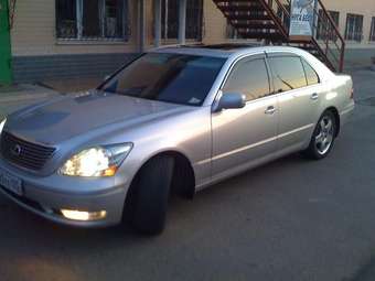 2004 Lexus LS430