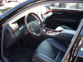 2006 Lexus LS460 Pics