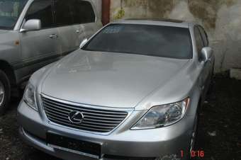 2007 Lexus LS460 Pictures