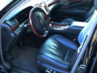 2007 Lexus LS460 Images