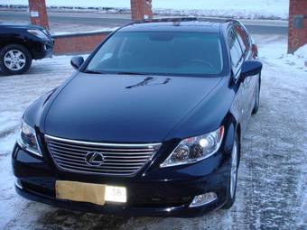 2007 Lexus LS460 Pictures