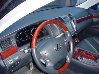 2007 Lexus LS460 Pictures