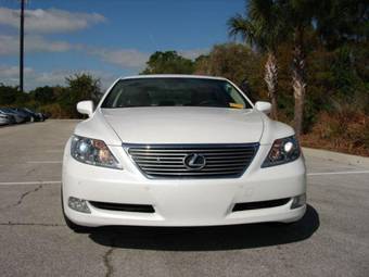 2007 Lexus LS460 Pictures