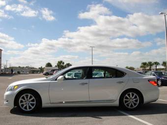 2007 Lexus LS460 Photos