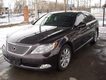 2007 Lexus LS460 Photos