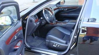 2007 Lexus LS460 Pictures