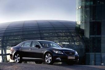 2007 Lexus LS460 Pictures