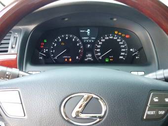 2008 Lexus LS460 Images