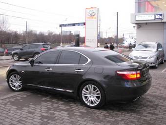 2008 Lexus LS460 Pictures