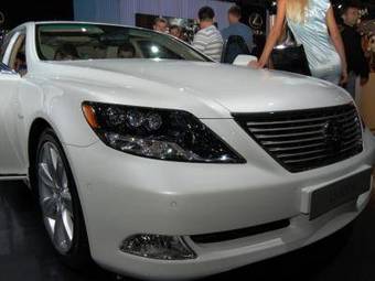 2008 Lexus LS600H Pictures