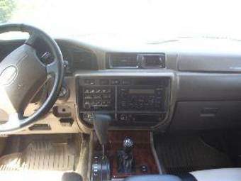 1996 Lexus LX450 Pictures