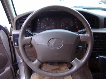 Lexus LX450