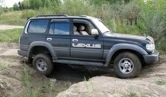 1997 Lexus LX450 Photos