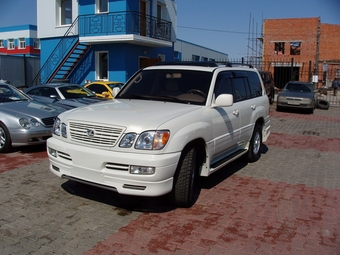 1999 Lexus LX470