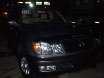 1999 Lexus LX470 Images