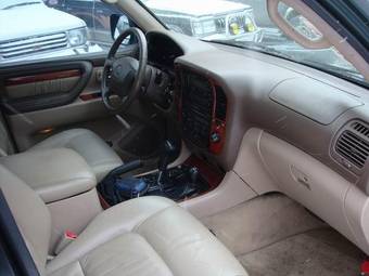 1999 Lexus LX470 Pictures