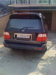 1999 Lexus LX470 Photos